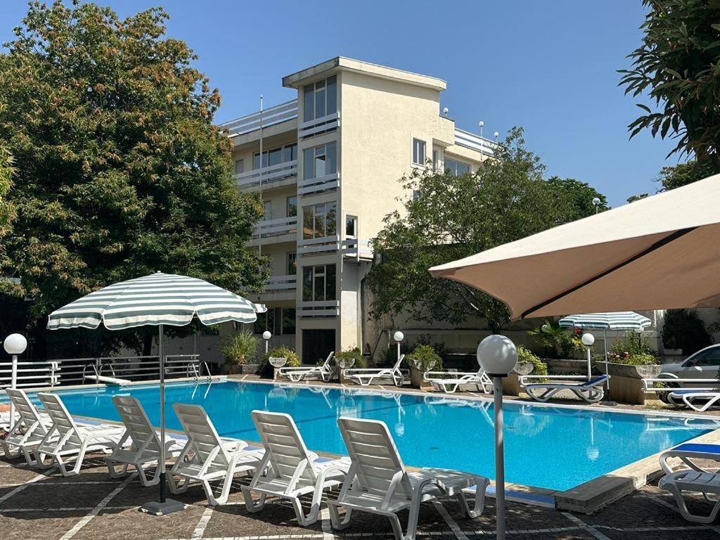 Mondial Park Hotel Fiuggi Exterior foto